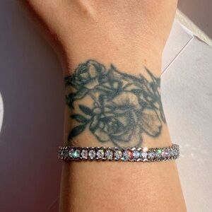 Dazzling Silver Bracelet with Zircon Gems